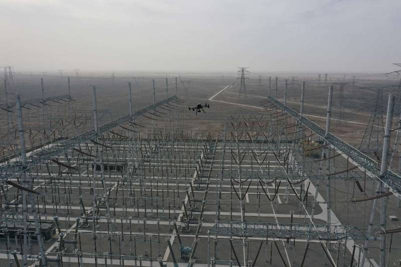 無人機(jī)巡檢助力甘肅河西地區(qū)新能源消納(圖1)