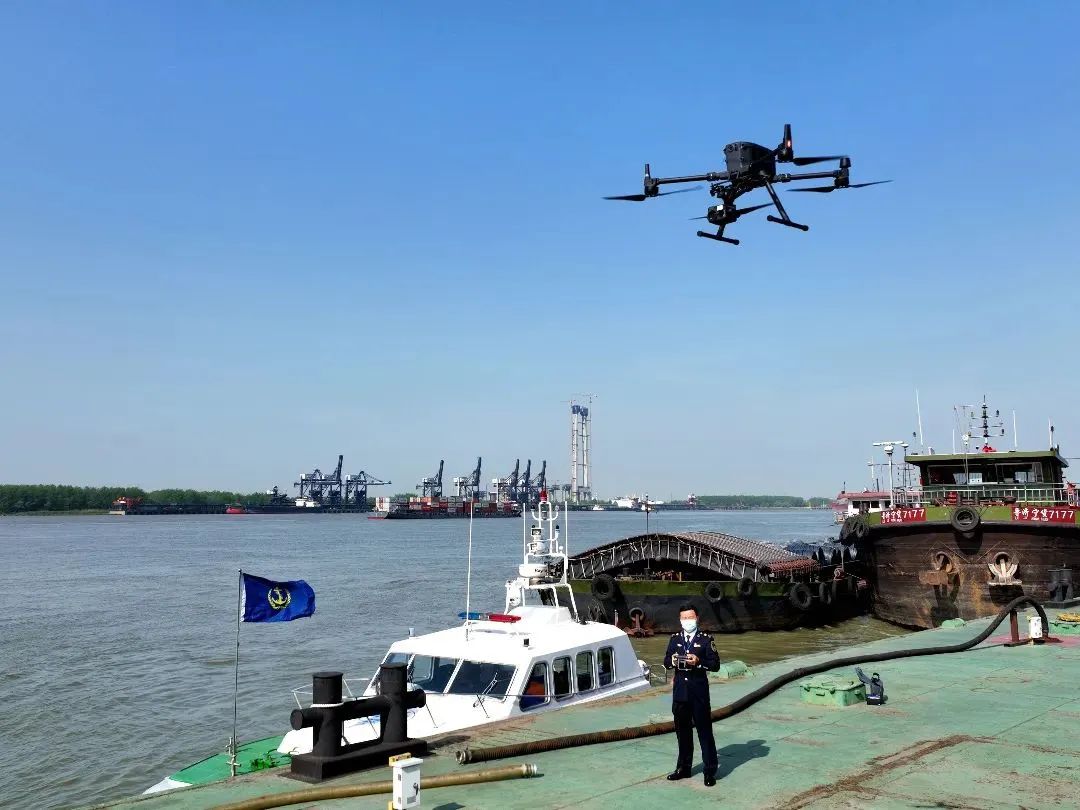 首飛成功！長(zhǎng)江南京段實(shí)現(xiàn)無(wú)人機(jī)巡檢常態(tài)化 (圖1)